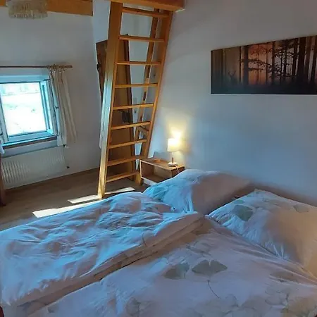 84Qm Ferienwohnung Mit Garten Und Terrasse In Ruhiger Lage Apartament