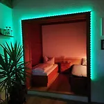 Ruhig Gelegene Mit Gemütlichem Kamin Apartment