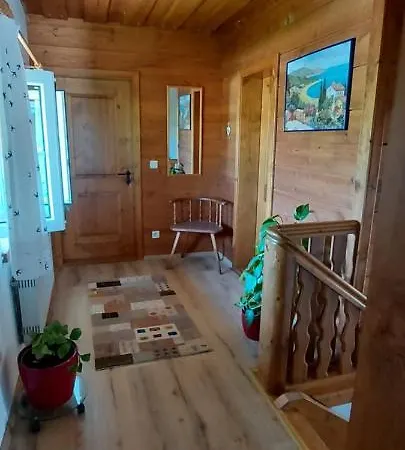 84Qm Ferienwohnung Mit Garten Und Terrasse In Ruhiger Lage *