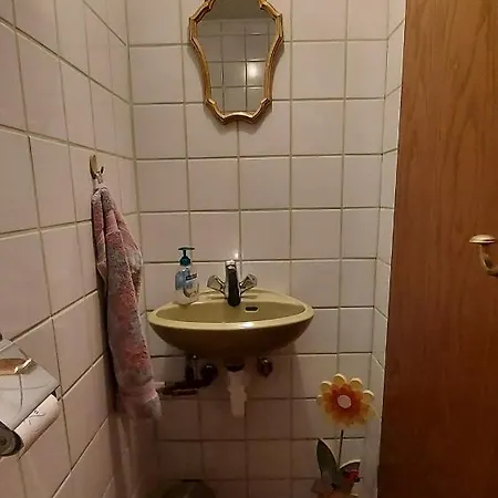 Ruhig Gelegene Im Grünen Mit Terrasse Und Kleinem Garten Rotthalmuenster