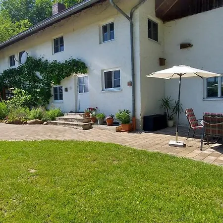 Lägenhet Ruhig Gelegene Im Gruenen Mit Terrasse Und Kleinem Garten Rotthalmuenster