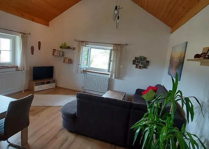 Ruhig Gelegene Mit Gemuetlichem Kamin